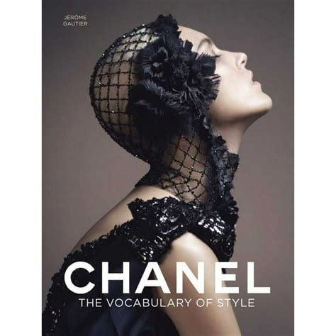 chanel the vocabulary of style amazon|Chanel: The Vocabulary of Style Hardcover – 31 Oct. 2011.